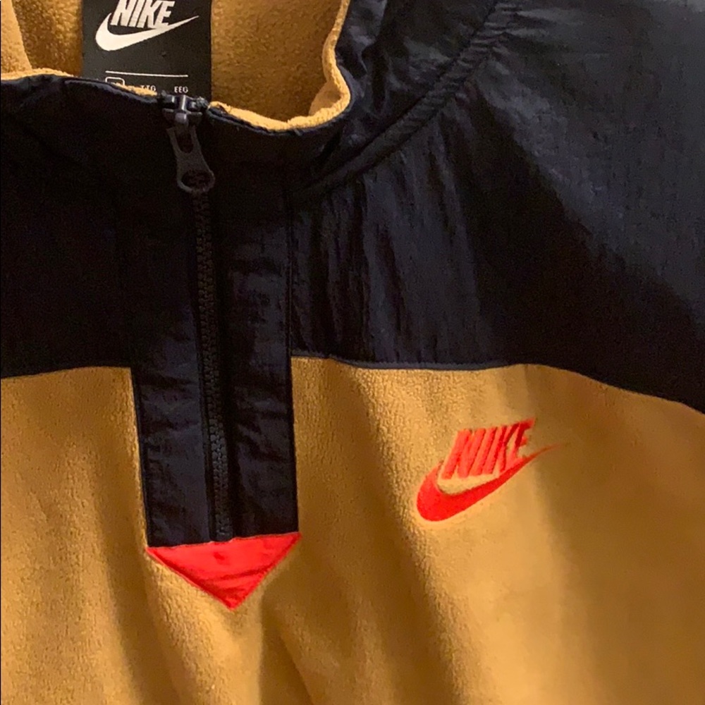 Cropped Pullover - image 2